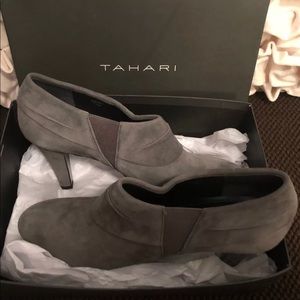 **. NEW*** Women’s Shoes